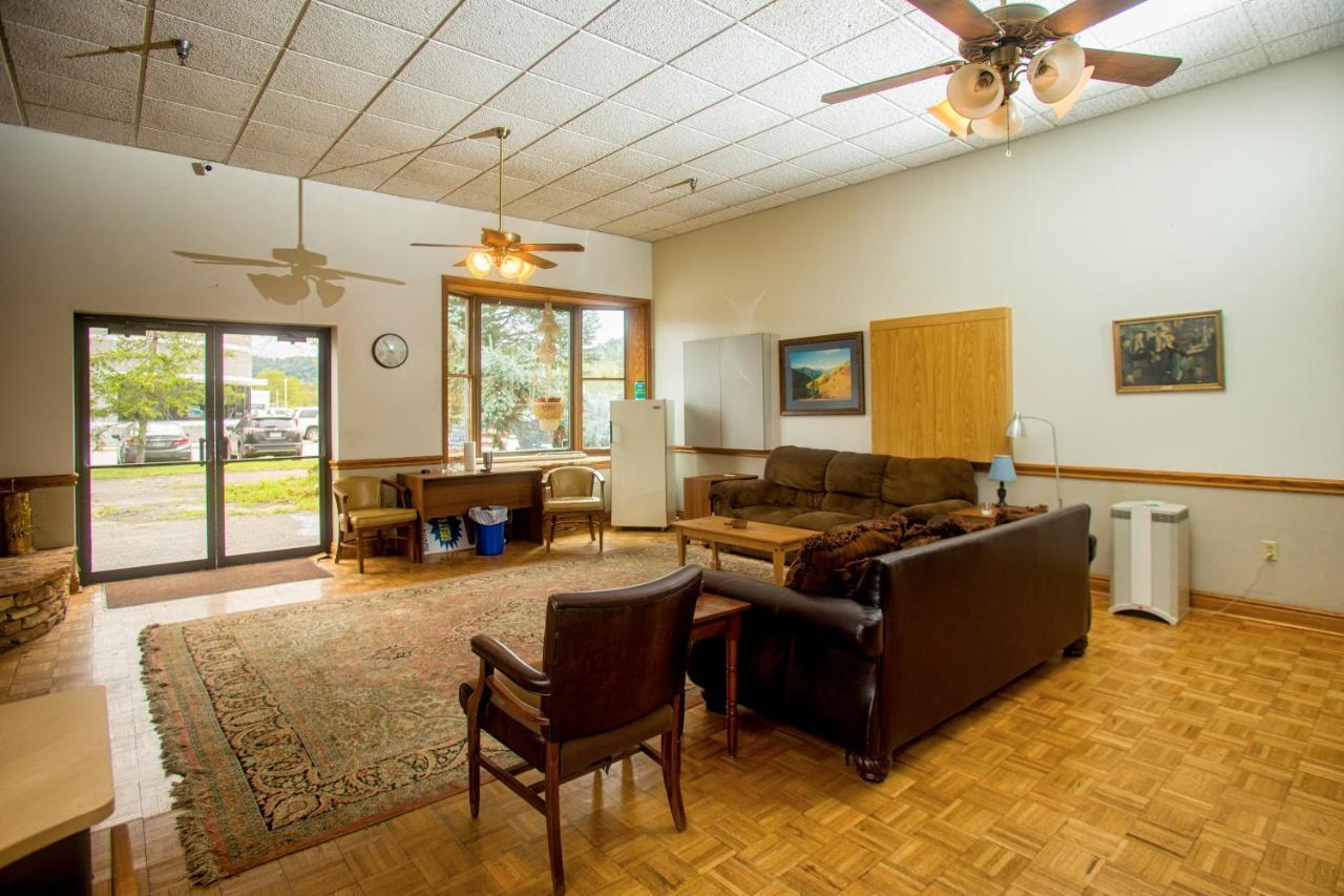 Lafayette Inn Moundsville Zewnętrze zdjęcie
